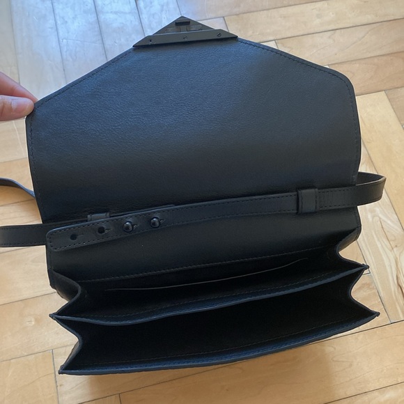 NEW Facine leather shoulder bag clutch - Picture 3 of 7